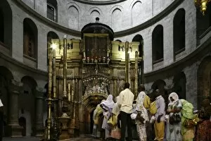 Images Dated 14th September 2007: Tomb of Jesus at Church of the Holy Sepulchre, Old City, Jerusalem, Israel, Middle East