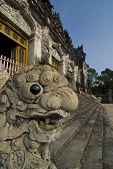Images Dated 27th December 2009: Tomb of Khai Dinh, Hue, Vietnam, Indochina, Southeast Asia, Asia