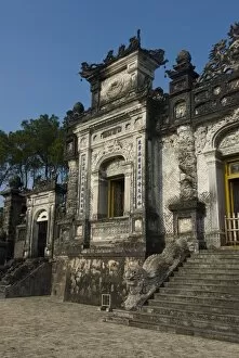 Images Dated 27th December 2009: Tomb of Khai Dinh, Hue, Vietnam, Indochina, Southeast Asia, Asia