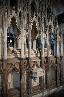 Images Dated 27th May 2009: Tomb of King Edward II, died 1327, Gloucester Cathedral, Gloucester, Gloucestershire
