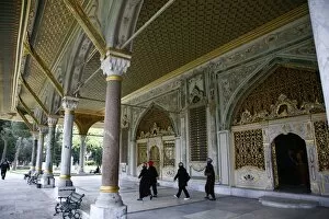 Images Dated 26th April 2008: Topkapi Palace, the Imperial Council chamber, Istanbul, Turkey, Europe