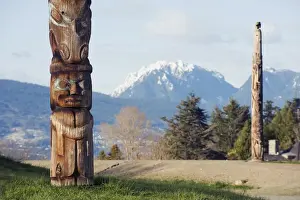 Canadian Prints: Totem pole at the Museum of Anthropolgy, UBC campus (University of British Columbia)