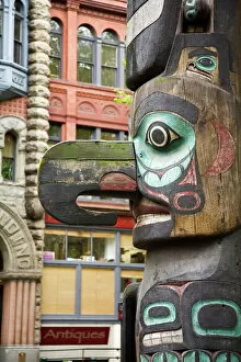 Images Dated 21st May 2008: Totem Pole in Pioneer Square, Seattle, Washington State, United States of America