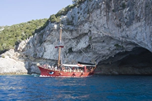 Images Dated 9th September 2009: Tourist boat at Papanikolis Cave, Meganisi, Ionian Islands, Greek Islands, Greece, Europe