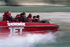 Queenstown Prints: Tourists jetboating on Shotover Jet