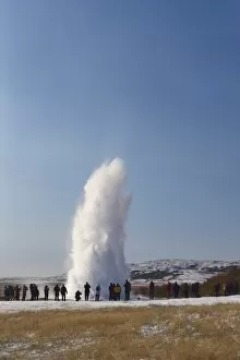 Images Dated 3rd October 2008: Tourists watching geyser erupting, Strokkur (the Churn) erupts every 5-10 minutes to heights of up
