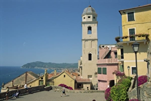 Cervo Prints: Tower and houses on the Piazza San Giovanni in