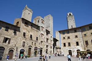 Towers, Piazza Della Cisterna