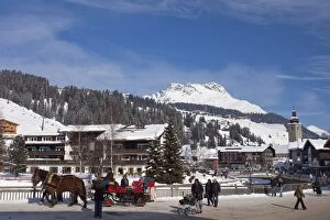 Images Dated 13th February 2010: Town centre of Lech near St. Anton am Arlberg in winter snow, Tyrol, Austrian Alps