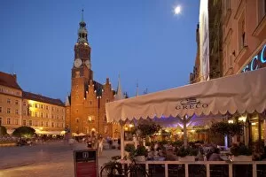 Images Dated 26th August 2011: Town Hall at dusk, Market Square (Rynek), Old Town, Wroclaw, Silesia, Poland, Europe