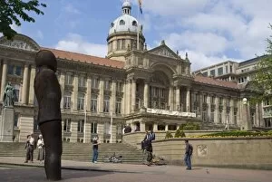Images Dated 22nd April 2009: Town Hall, Victoria Square, Birmingham, England, United Kingdom, Europe