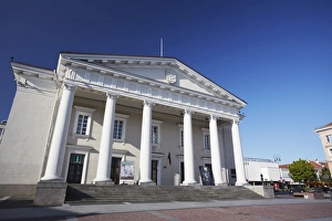 Images Dated 9th August 2009: Town Hall, Vilnius, Lithuania, Baltic States, Europe