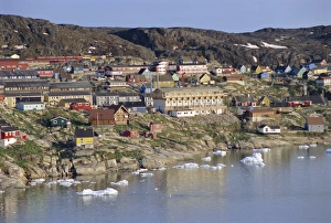 Ilulissat Prints: Town of Ilulissat