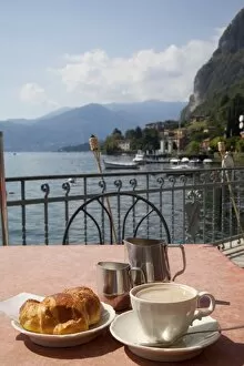 Images Dated 14th August 2011: Town and lakeside cafe, Menaggio, Lake Como, Lombardy, Italian Lakes, Italy, Europe