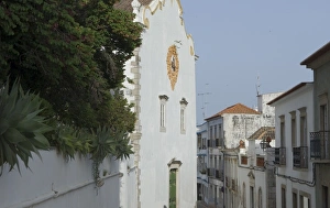 Images Dated 16th May 2006: The town of Tavira, Algarve, Portugal, Europe
