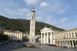 The town of Valdobbiadene, Valdobbiadene, Veneto, Italy, Europe