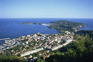 Cote Dazur Prints: The town of Villefranche and Cap Ferrat on the Cote d Azur, Provence, France, Europe