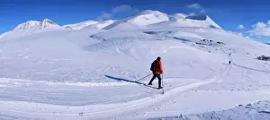 Trail Prints: Track from Smuksjoseter towards Peer Gynt-hytta and Mount Smiubelgen