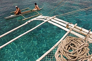 Traveler Prints: Traditional boat
