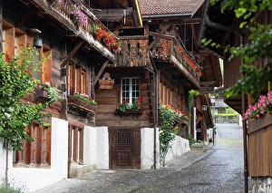 Chalets Prints: Traditional chalets, Brienz, Bernese Oberland, Switzerland