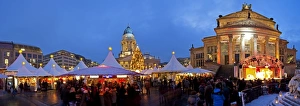 Images Dated 17th December 2009: Traditional Christmas Market at Gendarmenmarkt illuminated at dusk, Berlin