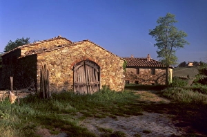Chianti Prints: Traditional farm building near Panzano in Chianti