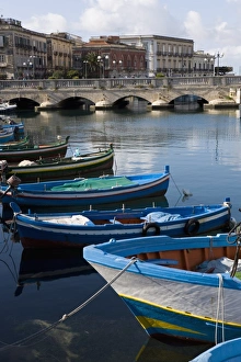 Syracuse Prints: Traditional fishing boats in harbour