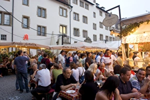 Stuttgart Prints: Traditional food and wine stall under the City Hall