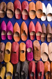 Foot Wear Prints: Traditional footware