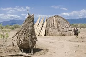 Images Dated 23rd March 2008: Traditional house of the Arbore tribe, Omo Valley, Ethiopia, Africa