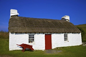 Single Storey Prints: Traditional house, Cregneash, Isle of Man, Europe