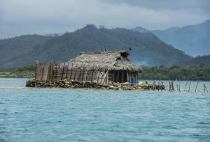Traditional hut on a very little islet, Achutupu, San Blas Islands, Kuna Yala, Panama Traditional hut on a very little islet, Achutupu, San Blas Islands, Kuna Yala, Panama