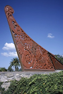 Indigenous Art Prints: Traditional Maori wooden sculpture
