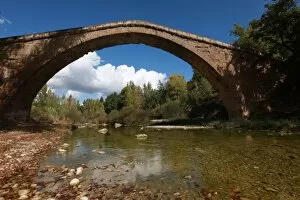 Images Dated 8th October 2009: Traditional medieval packhorse bridge near Barbastro, south of the Sierra de Guara mountains