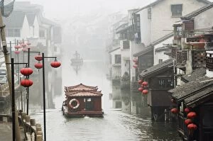 Images Dated 10th January 2008: Traditional old riverside houses in Shantang water town, Suzhou, Jiangsu Province
