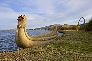 South American Latin America Prints: Traditional reed boat Uros Island