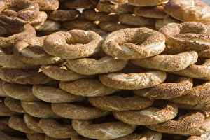 Images Dated 27th May 2008: Traditional Turkish bagels with sesame seeds for sale, Istanbul, Turkey, Europe