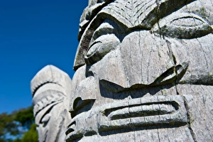Images Dated 2nd September 2008: Traditional wood carving at the Ile des Pins, New Caledonia, Melanesia, South Pacific, Pacific
