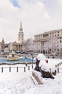 Trafalgar Square Prints: Trafalgar Square in winter snow, London, England, United Kingdom, Europe