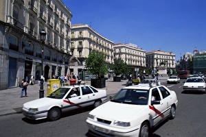 Congestion Prints: Traffic moves around square