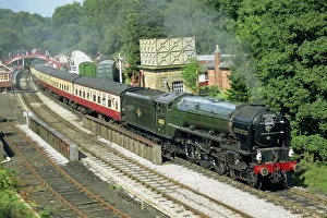 Train on North York Moors Railway, Goathland, North Yorkshire, England