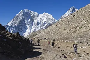 Walkers Prints: Trekkers on trail to Gorak Shep, Solu Khumbu Everest Region, Sagarmatha National Park