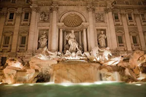 Images Dated 28th October 2008: Trevi Fountain at night, Rome, Lazio, Italy, Europe