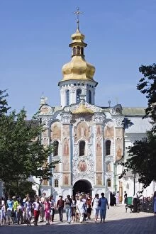 Images Dated 10th June 2009: Trinity Gate church, The Lavra, UNESCO World Heritage Site, Kiev, Ukraine, Europe