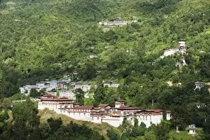 Images Dated 1st October 2009: Trongsa Dzong (Chokhor Raptentse), dating from 1648, above Mangde Chu river gorge