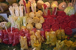 Snack Prints: Tropical fruit for sale in Mexico