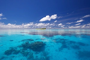 Maale Prints: Tropical island surrounded by lagoon, Maldives, Indian Ocean, Asia