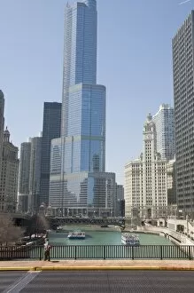 Images Dated 17th April 2009: Trump Towers, Chicago, Illinois, United States of America, North America