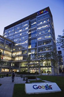 Images Dated 12th September 2008: Tsinghua Scientific Park, Google buildings, Haidian district, Wudaokou