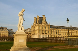Images Dated 18th March 2009: Tuilerie gardens, Paris, France, Europe